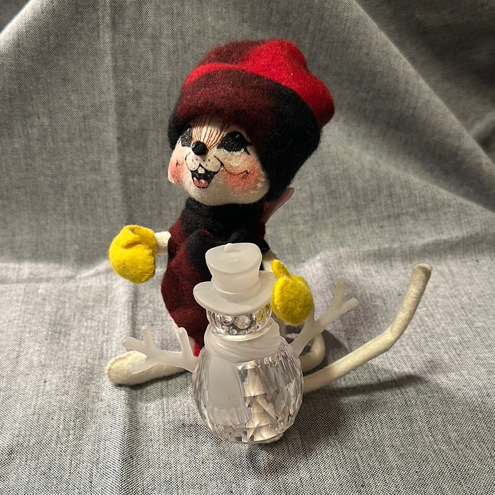 Annalee Red and Black Mouse with Snowman